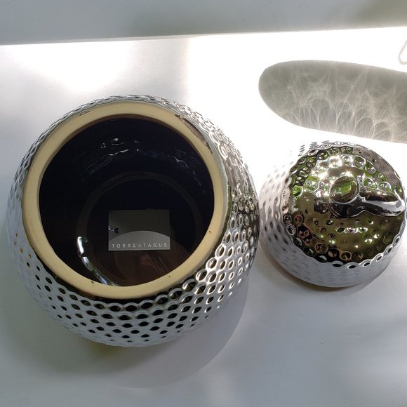 TORRE + TAGUS Helio Silver Hammered Pear Canister in Fine Ceramic Brand New - Picture 14 of 16